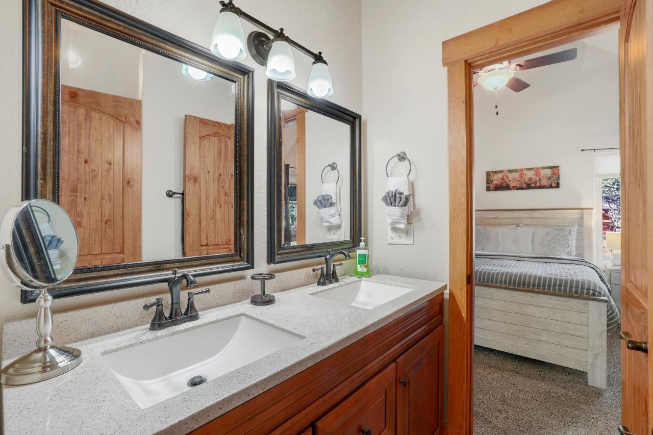 Black Bear Cabin With Hot Tub Woodland Park Εξωτερικό φωτογραφία